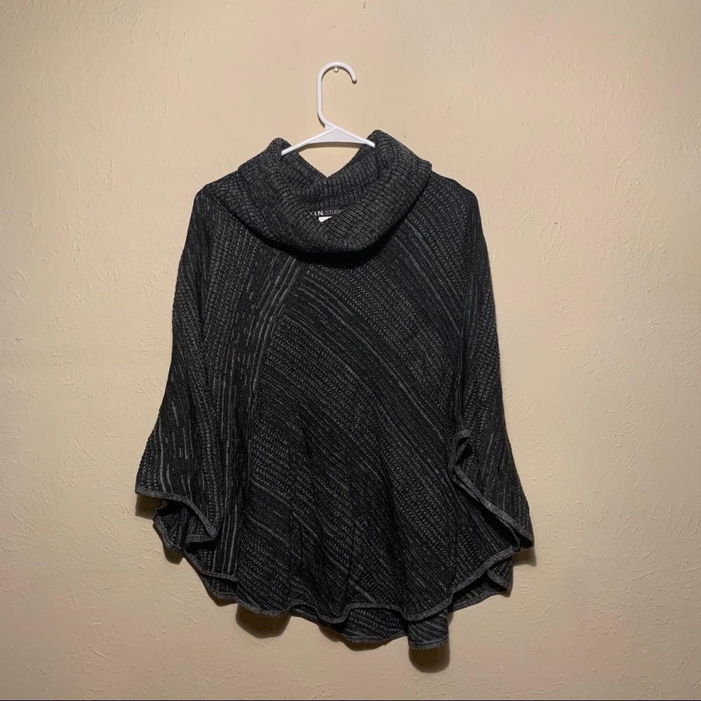 Gray cloak